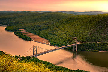 Bridge image representing the Hudson Vally